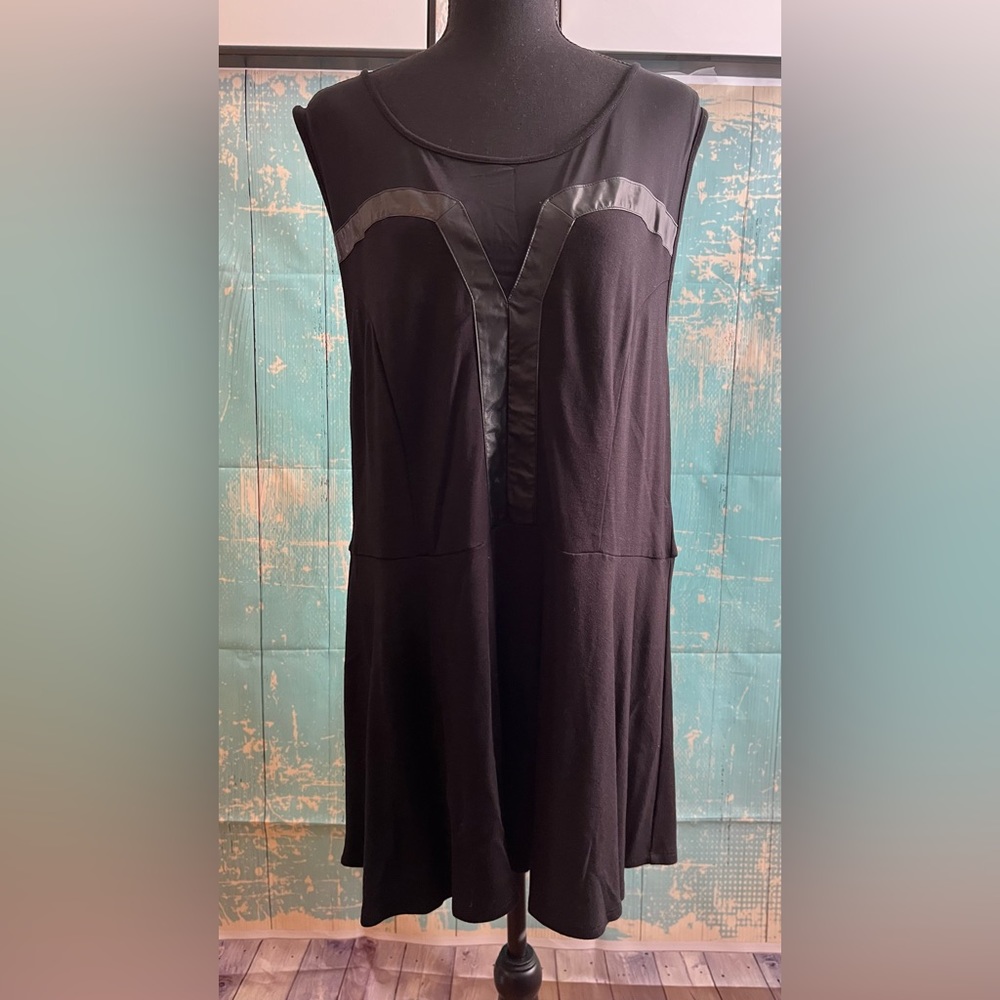 Mesh with leather trim preplump tank top